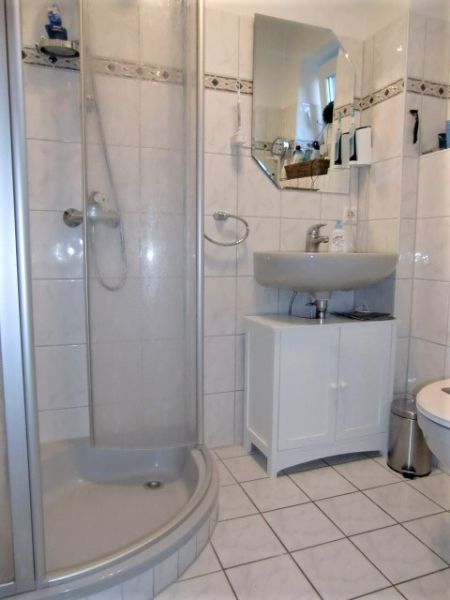G�ste-WC Doppelhaush�lfte L�beck