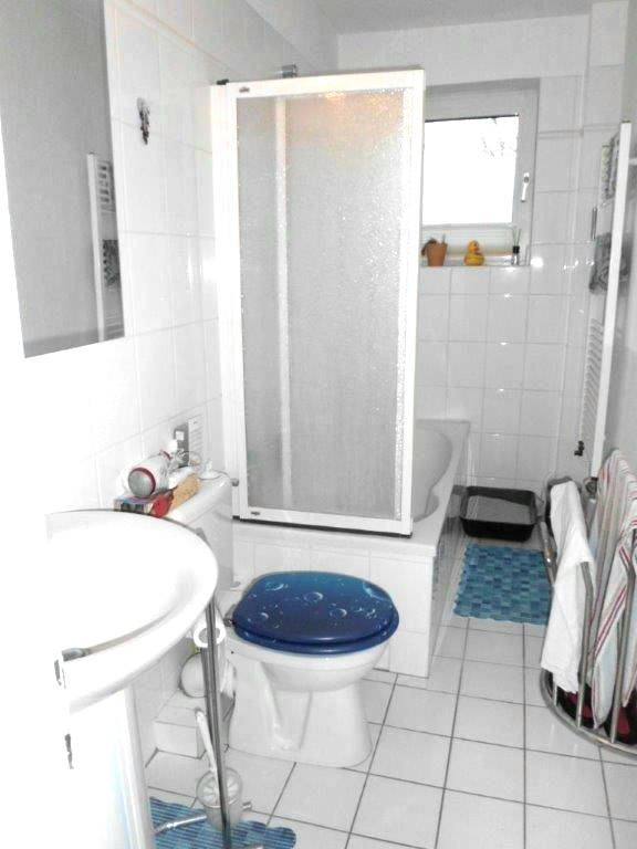 Badezimmer Erdgeschosswohnung M�lln