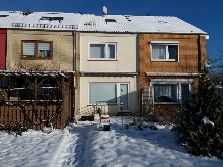 R�ckansicht L�beck Reihenmittelhaus VERKAUFT - Solides Reihenhaus in ruhiger, sonniger Wohnlage