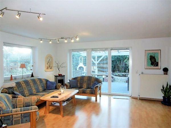 Wohnzimmer Doppelhaush�lfte L�beck