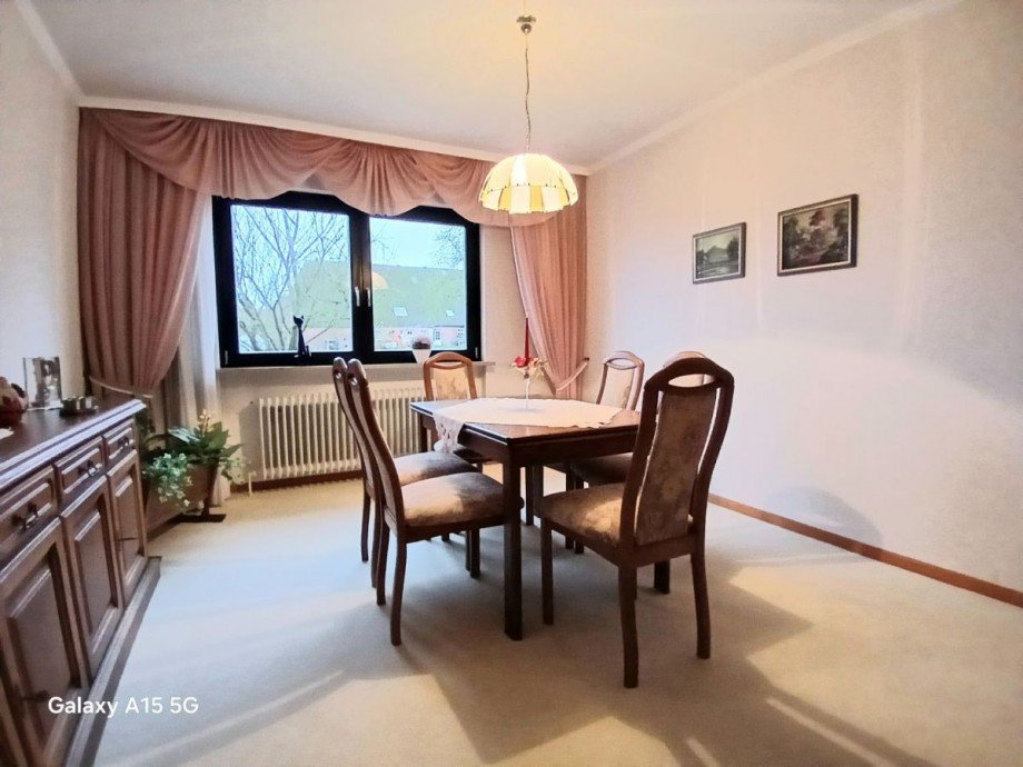 Ess- bzw. Schlafzimmer Einfamilienhaus Stockelsdorf